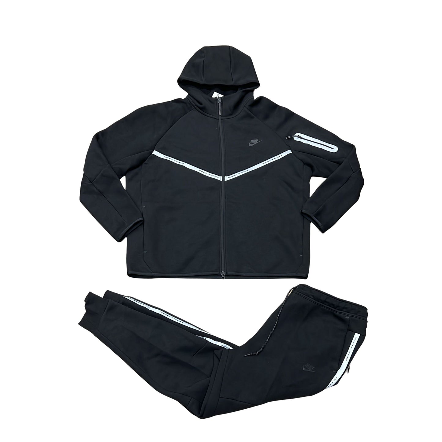 Onesizestore Completo Nike Tech Reflective IM6540 010 / IM6537 010