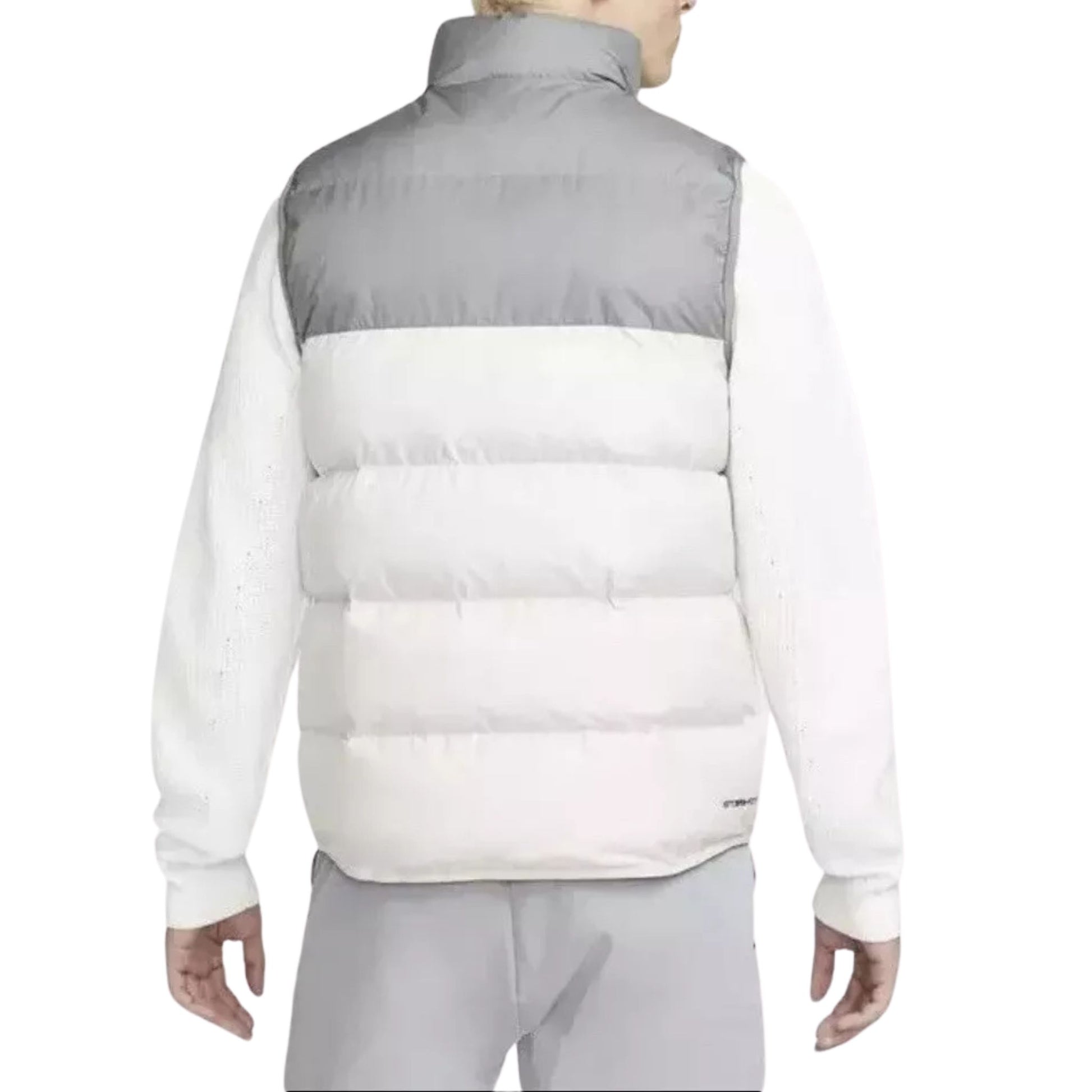 Onesizestore Giacca Smanicato Nike Storm-FIT Windbreaker DR9617 084