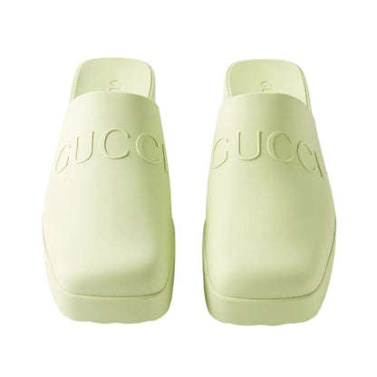 Onesizestore Gucci Sandalo Rubber Embossed Logo Mule 725899 170