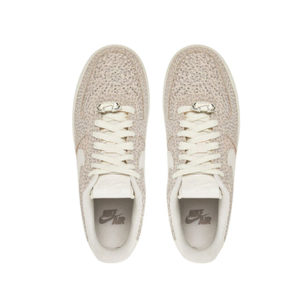 Onesizestore Nike Air Force 1 Safari (W) FV6519 001