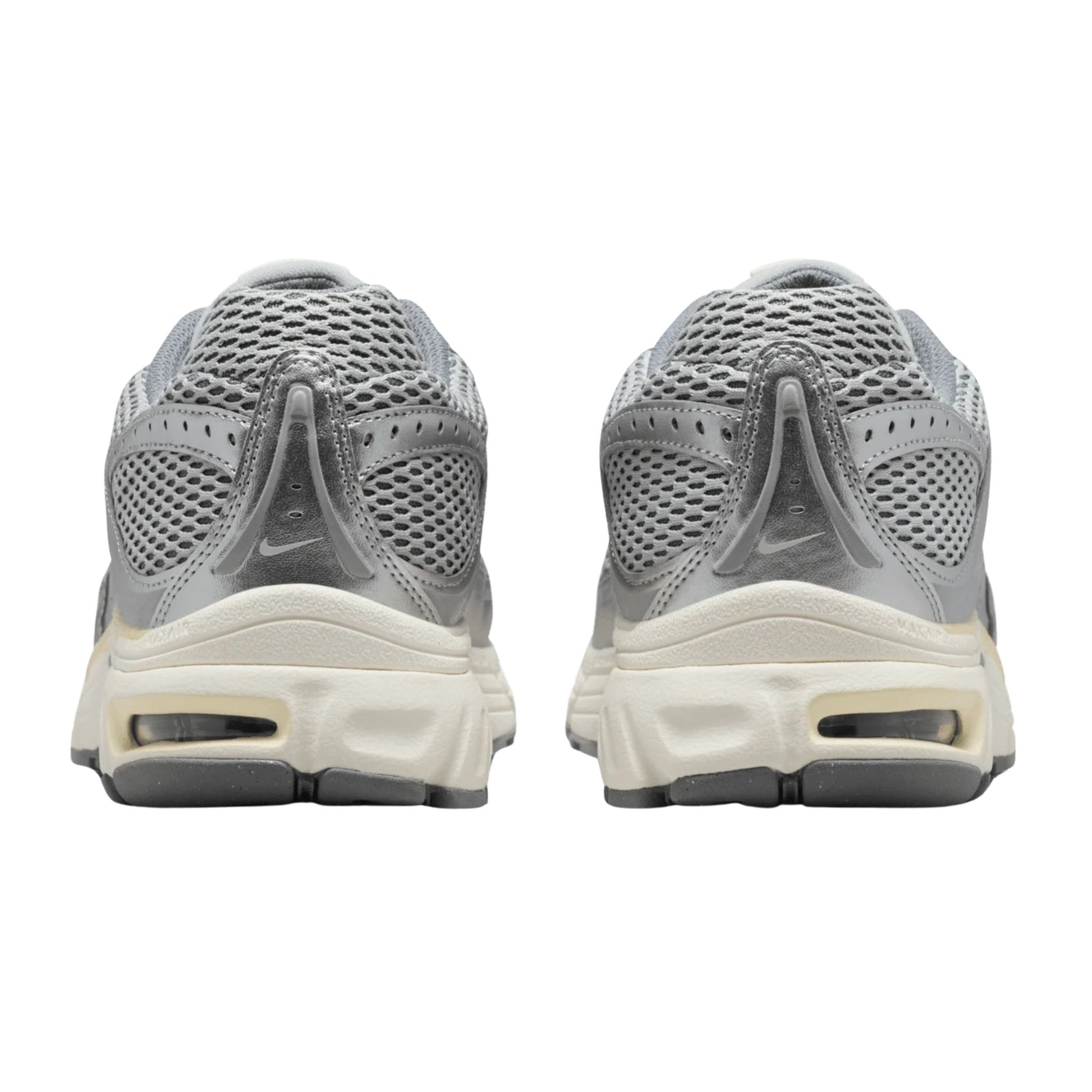Onesizestore Nike Air Max Moto 2K IQ7592 077