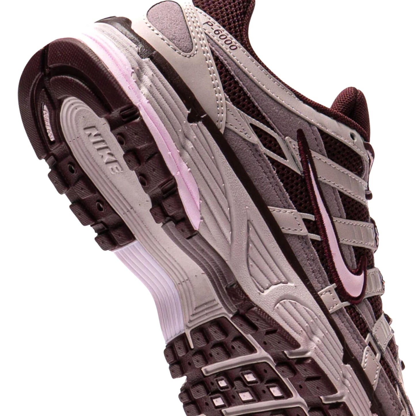 Nike P-6000 (W)