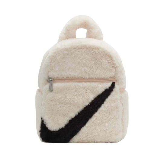 Onesizestore Nike Sportswear Futura 365 Mini Zaino in Pelliccia Sintetica (6L) FB3049 838