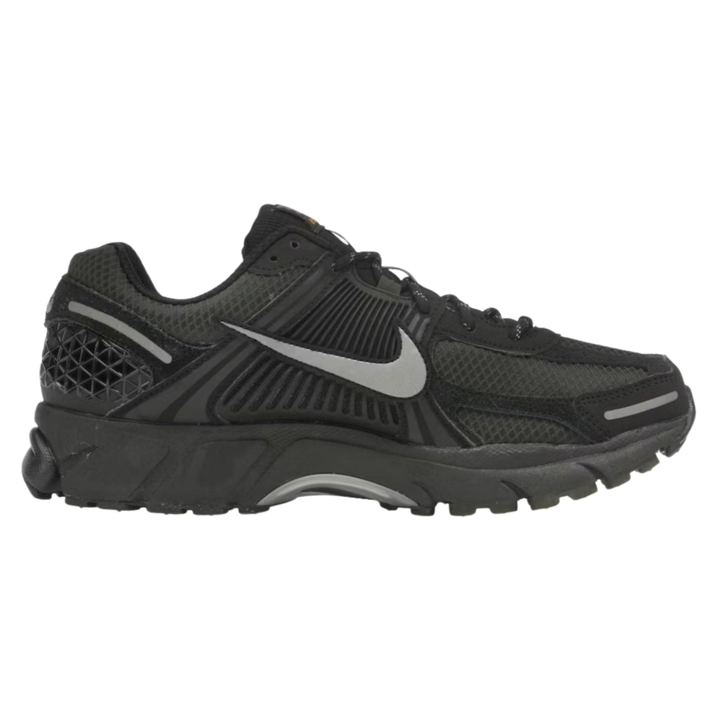 Onesizestore Nike Zoom Vomero 5 HV2527 001