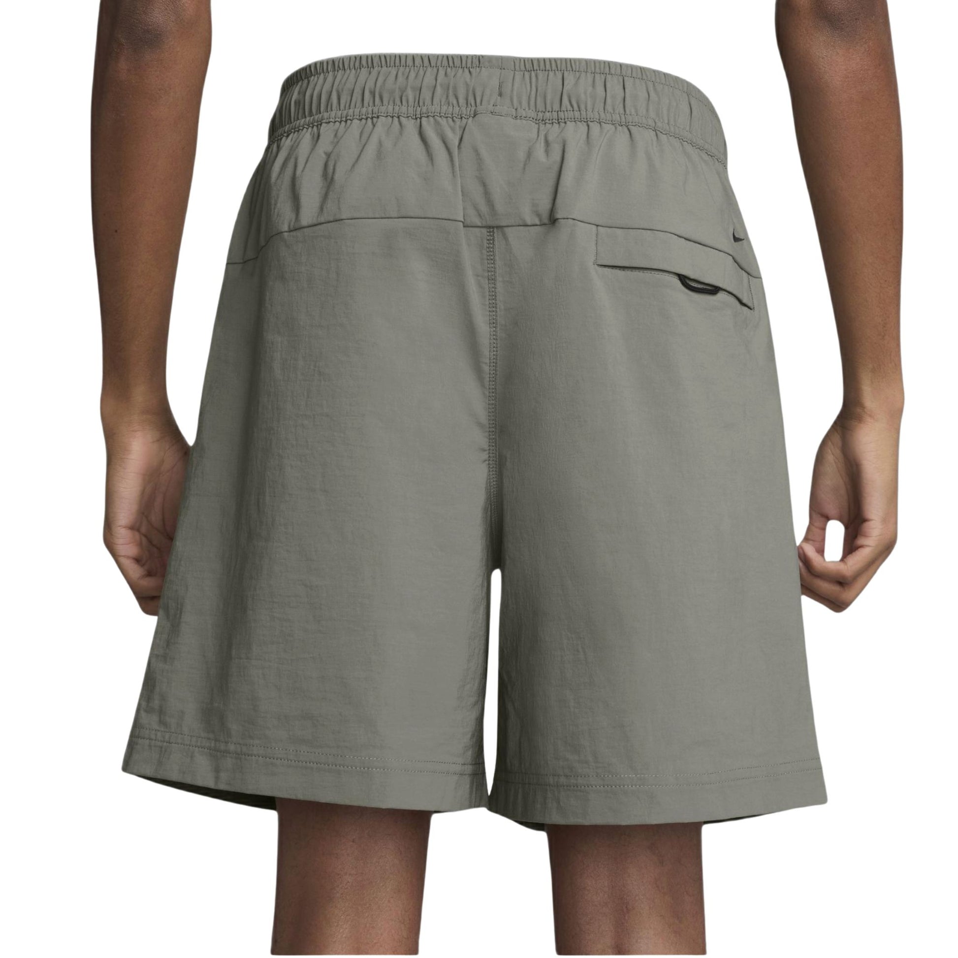 Onesizestore Pantaloncino Sweatshirt Nike Tech Woven Shorts HJ0679 320